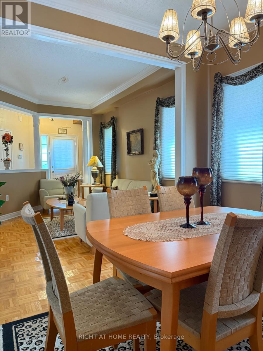 54 Golden Oak Avenue, Richmond Hill, Ontario  L4S 1Y5 - Photo 11 - N12284495