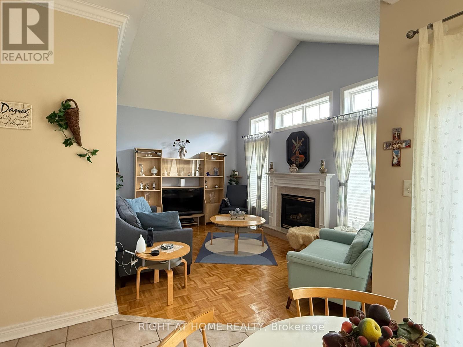 54 Golden Oak Avenue, Richmond Hill, Ontario  L4S 1Y5 - Photo 15 - N12284495