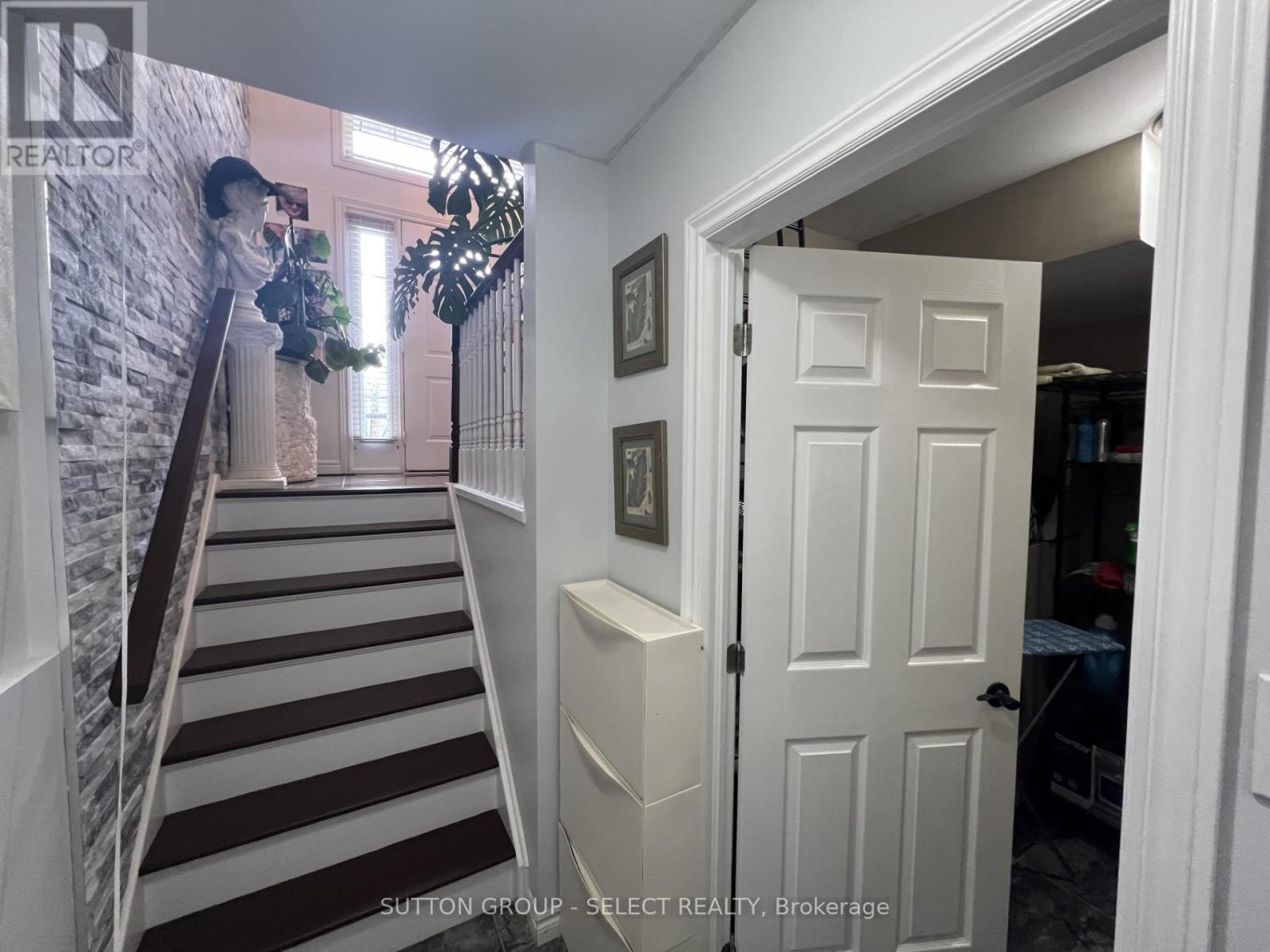 Main - 1233 Savannah Drive, London North, Ontario  N5X 4P2 - Photo 13 - X12292161
