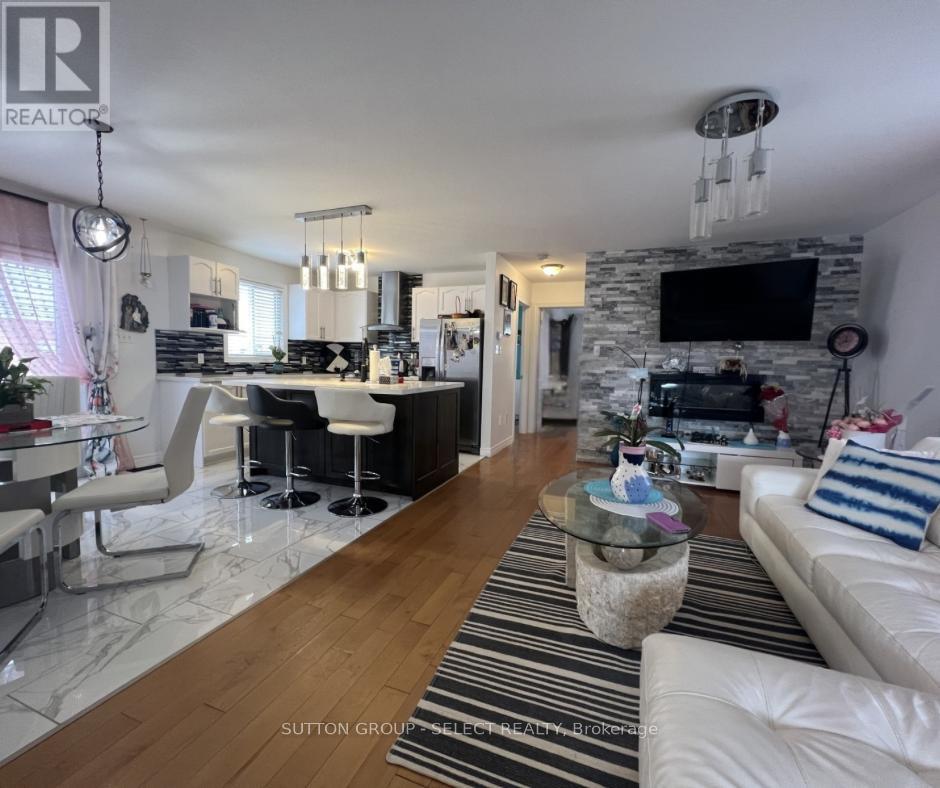 Main - 1233 Savannah Drive, London North, Ontario  N5X 4P2 - Photo 4 - X12292161