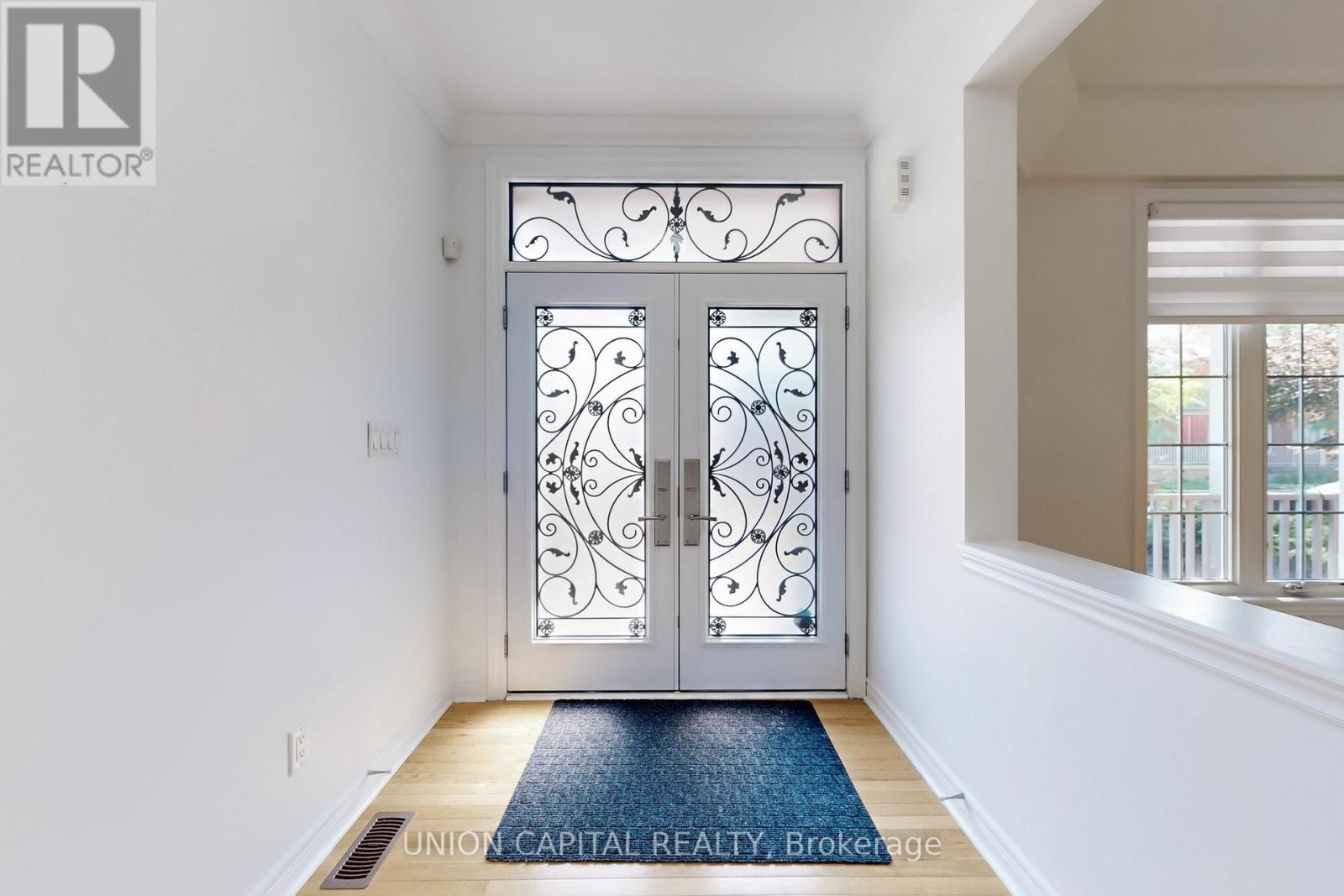 Property at 28 ROCK GARDEN STREET image 4