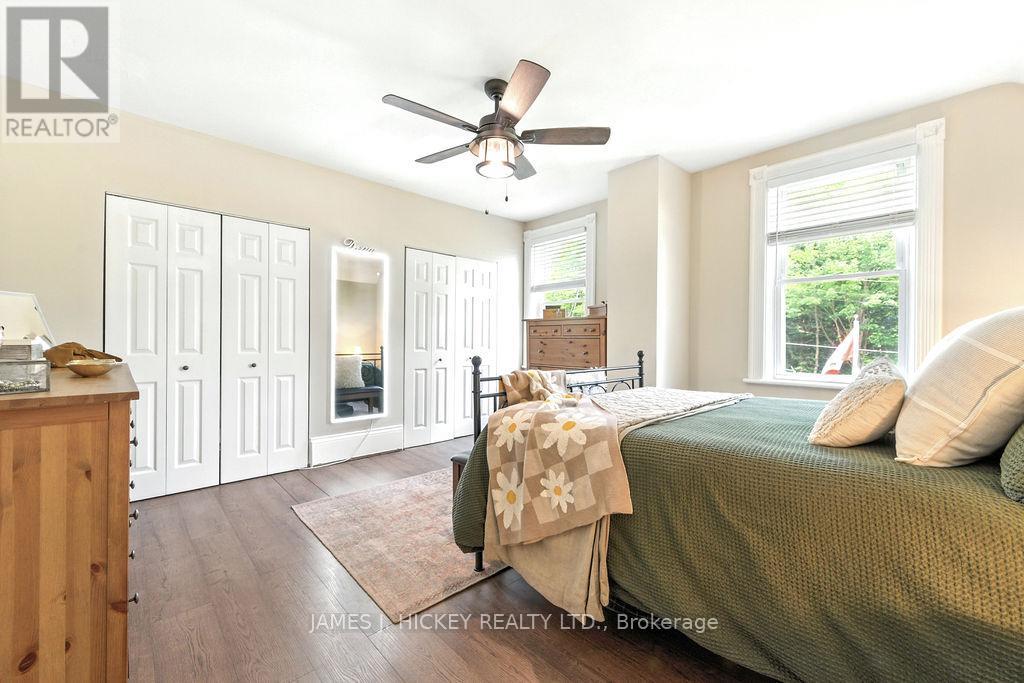 1077 Allan Road, Laurentian Hills, Ontario  K0J 1P0 - Photo 17 - X12292083