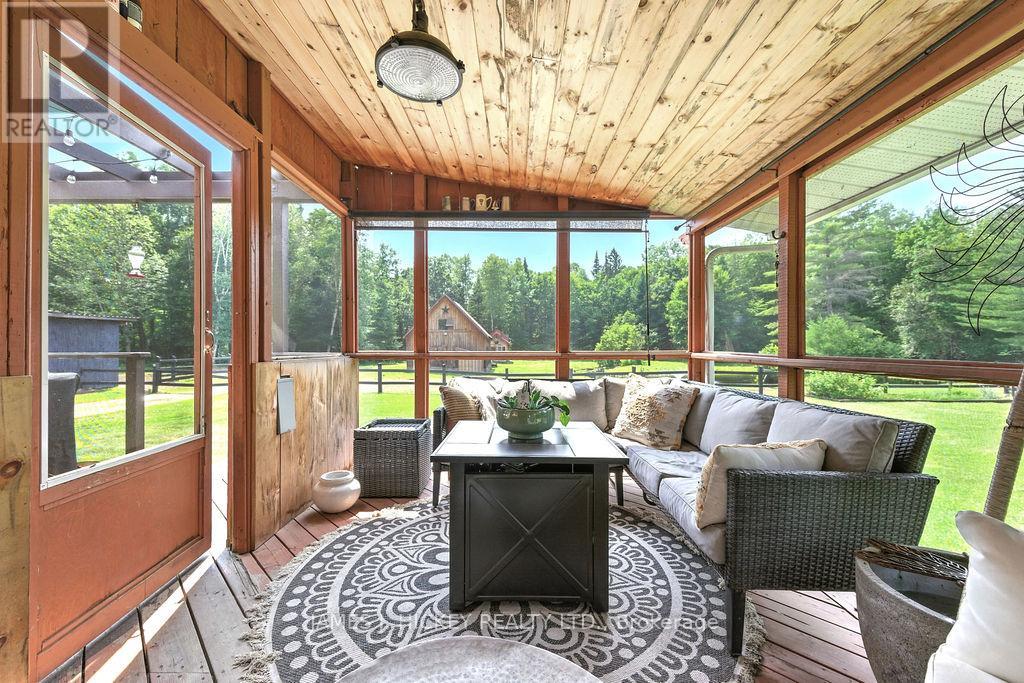 1077 Allan Road, Laurentian Hills, Ontario  K0J 1P0 - Photo 27 - X12292083