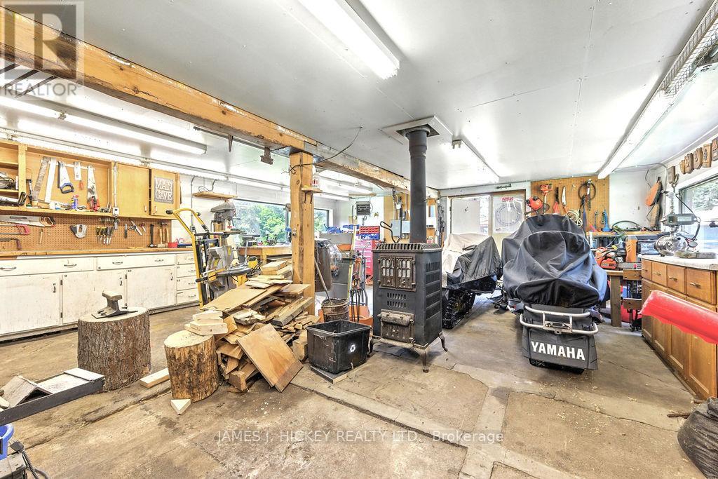 1077 Allan Road, Laurentian Hills, Ontario  K0J 1P0 - Photo 39 - X12292083