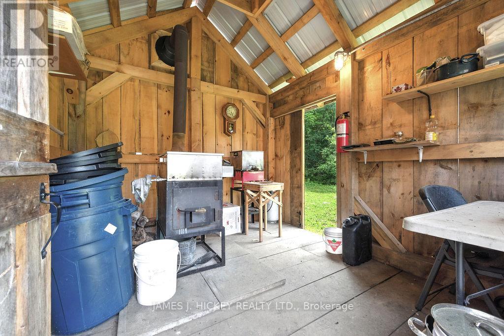 1077 Allan Road, Laurentian Hills, Ontario  K0J 1P0 - Photo 44 - X12292083