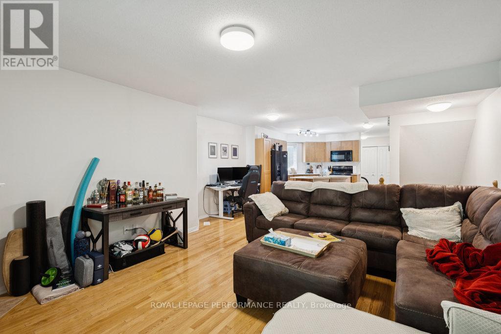 19 - 90 Steele Park Private, Ottawa, Ontario  K1J 0J2 - Photo 11 - X12292072