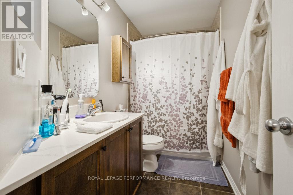 19 - 90 Steele Park Private, Ottawa, Ontario  K1J 0J2 - Photo 31 - X12292072