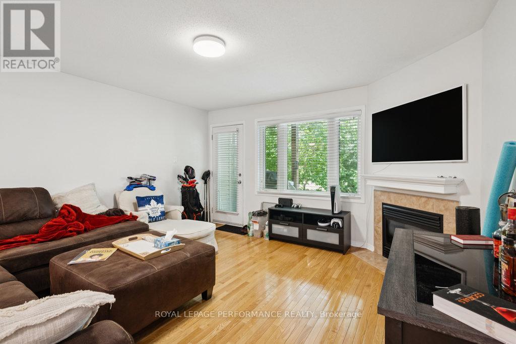 19 - 90 Steele Park Private, Ottawa, Ontario  K1J 0J2 - Photo 7 - X12292072