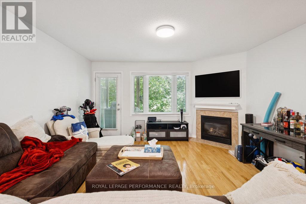 19 - 90 Steele Park Private, Ottawa, Ontario  K1J 0J2 - Photo 8 - X12292072