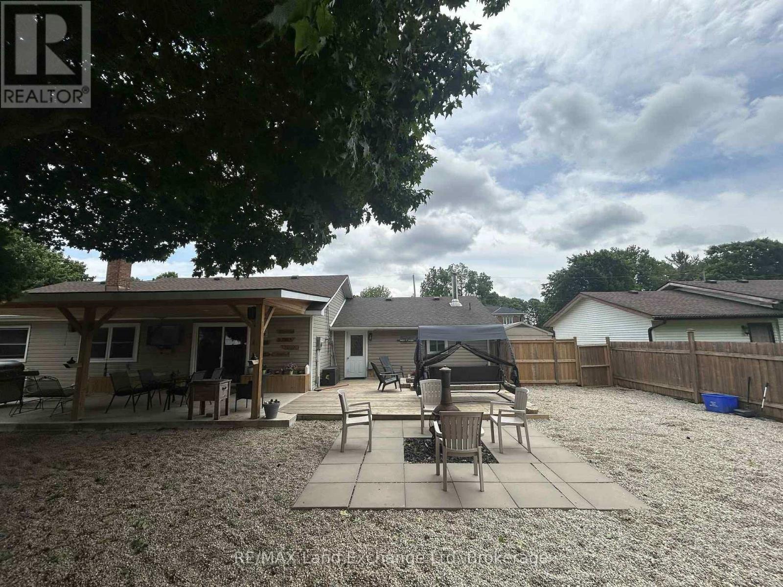 1041 Main Street, Howick, Ontario  N0G 2X0 - Photo 29 - X12292202