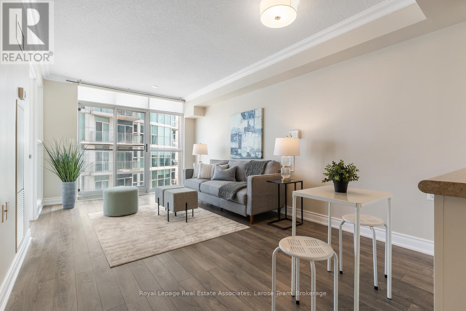 809 - 3 Marine Parade Drive, Toronto, Ontario  M8V 3Z5 - Photo 7 - W12292034