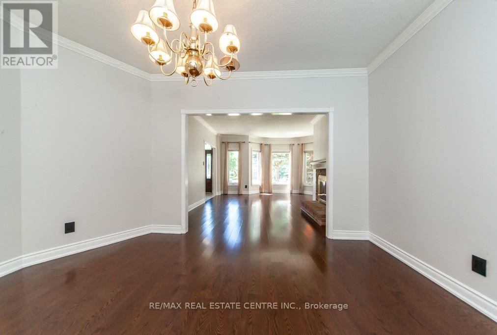 1714 Covington Terrace, Mississauga, Ontario  L5M 3M4 - Photo 10 - W12292058