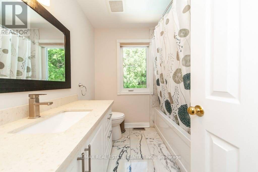 1714 Covington Terrace, Mississauga, Ontario  L5M 3M4 - Photo 28 - W12292058