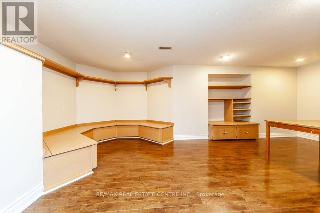 1714 Covington Terrace, Mississauga, Ontario  L5M 3M4 - Photo 32 - W12292058