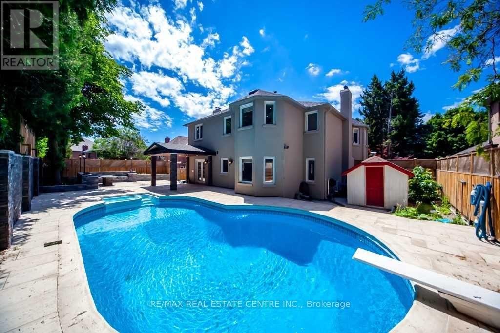 1714 Covington Terrace, Mississauga, Ontario  L5M 3M4 - Photo 37 - W12292058