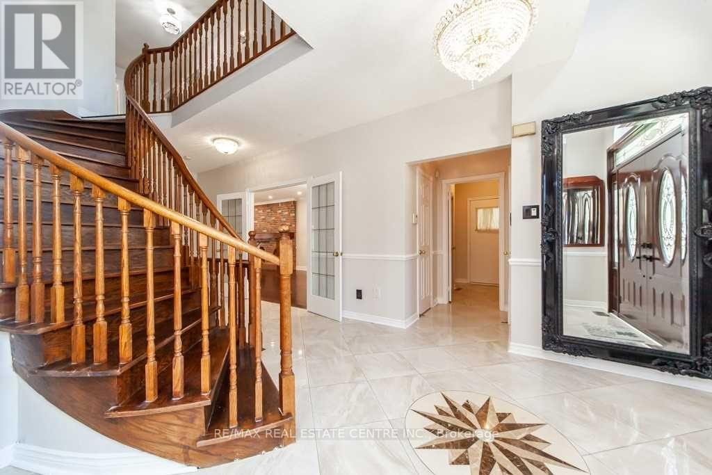 Property at 1714 COVINGTON TERRACE image 4