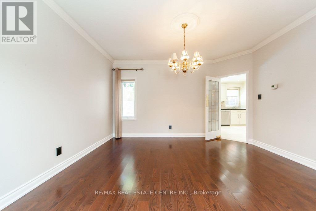 1714 Covington Terrace, Mississauga, Ontario  L5M 3M4 - Photo 9 - W12292058