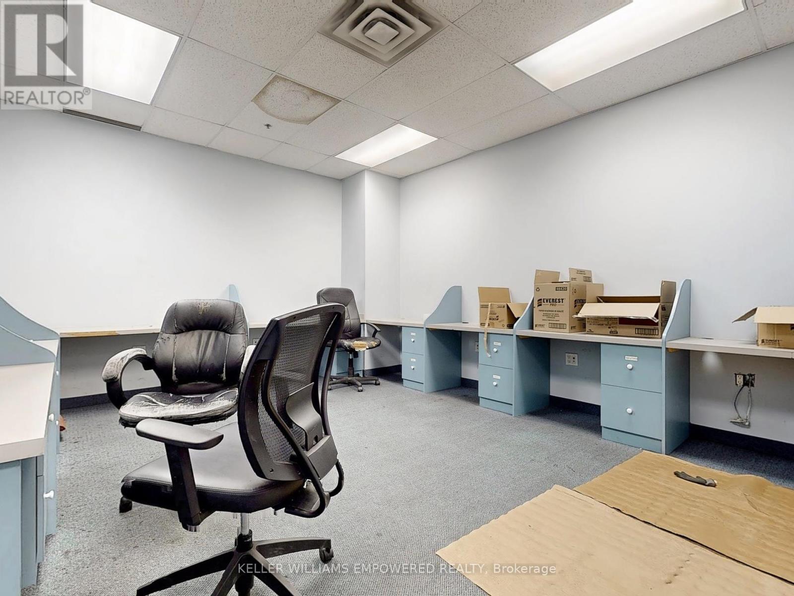 1060b Lorimar Drive, Mississauga (Northeast), Ontario  L5S 1R8 - Photo 16 - W12292060