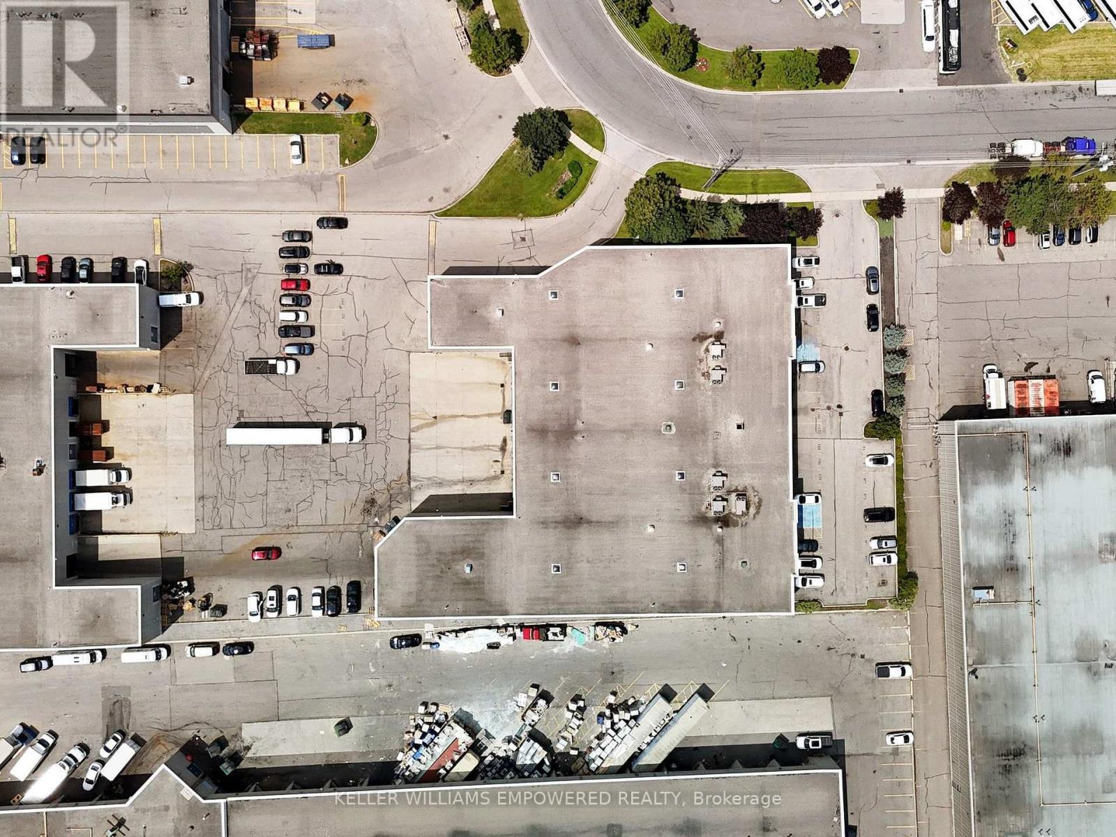 1060b Lorimar Drive, Mississauga (Northeast), Ontario  L5S 1R8 - Photo 4 - W12292060