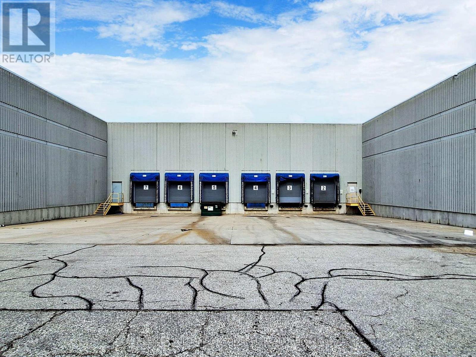 1060b Lorimar Drive, Mississauga (Northeast), Ontario  L5S 1R8 - Photo 6 - W12292060