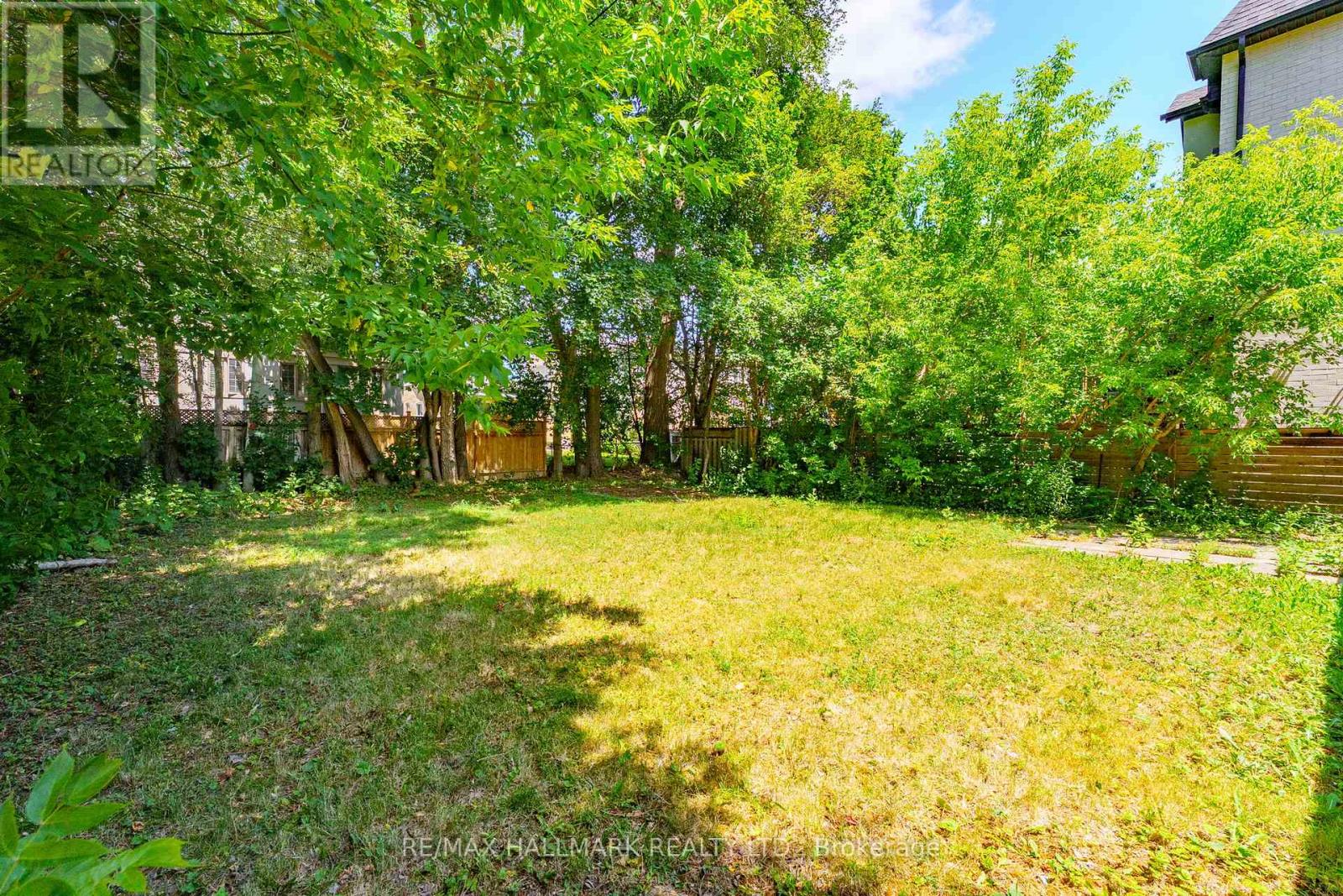 146 Bannockburn Avenue, Toronto, Ontario  M5M 2N5 - Photo 16 - C12273104