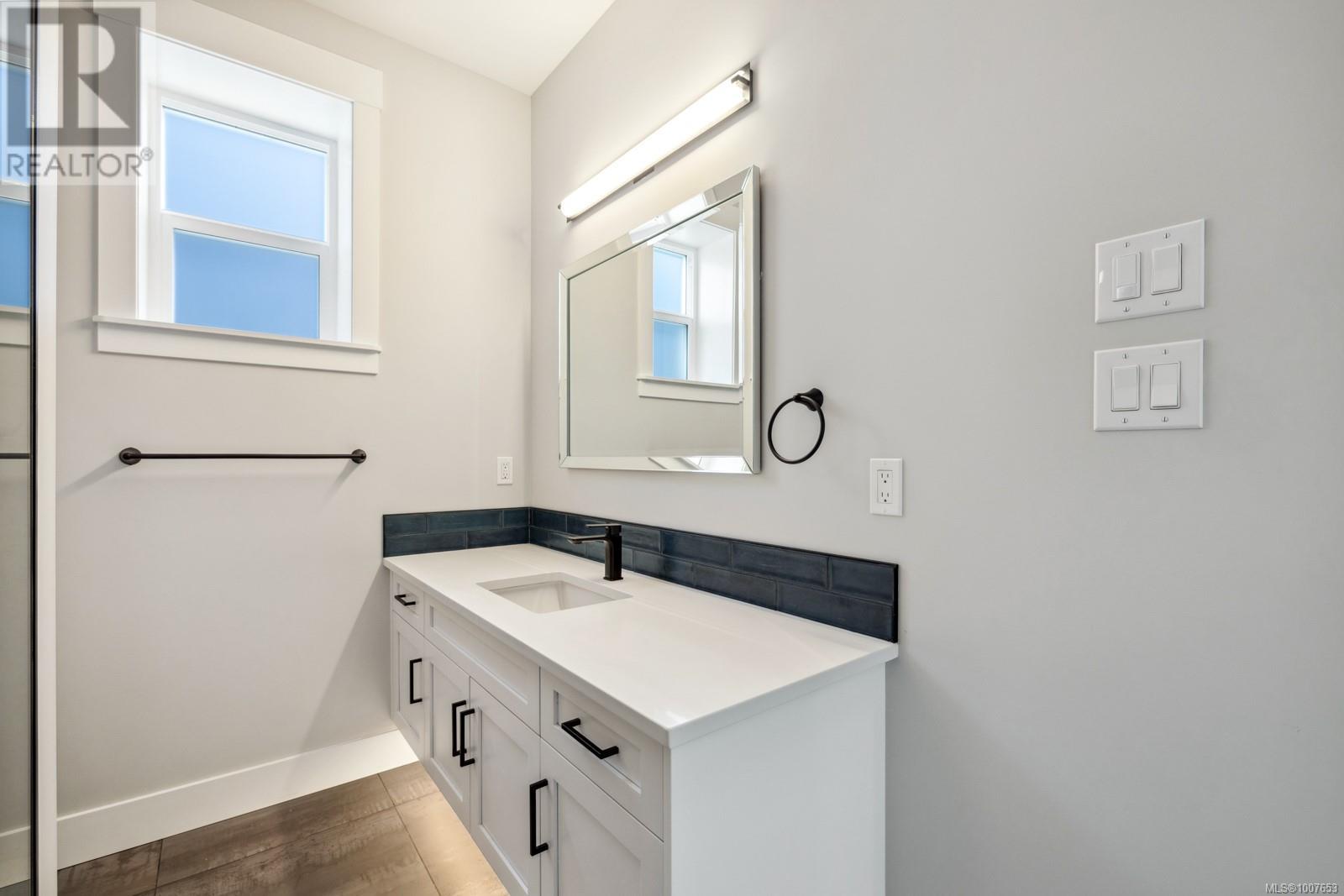 9394 Lakefront Rise, Lake Cowichan, British Columbia  V0R 2G1 - Photo 42 - 1007653