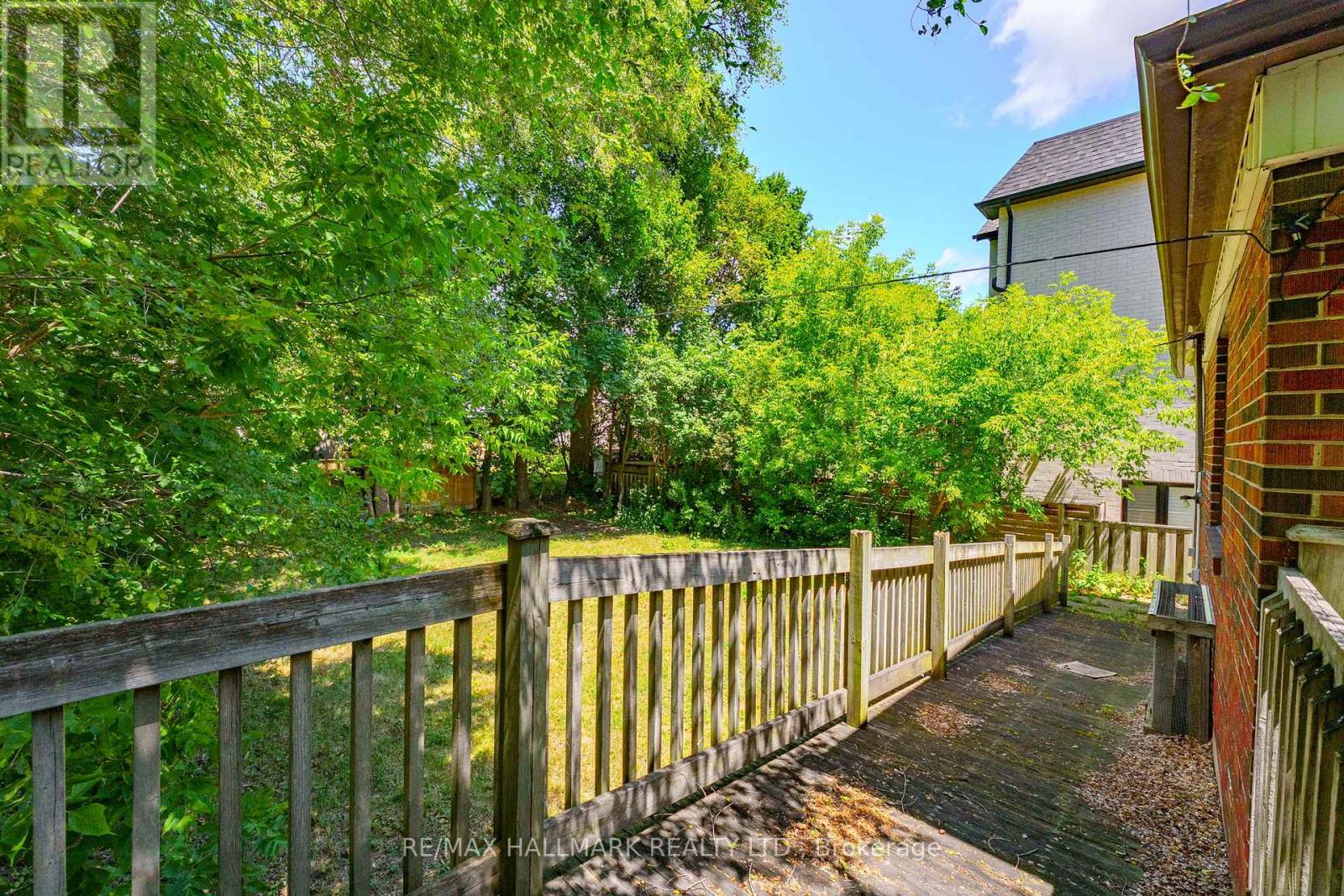 146 Bannockburn Avenue, Toronto, Ontario  M5M 2N5 - Photo 18 - C12273104