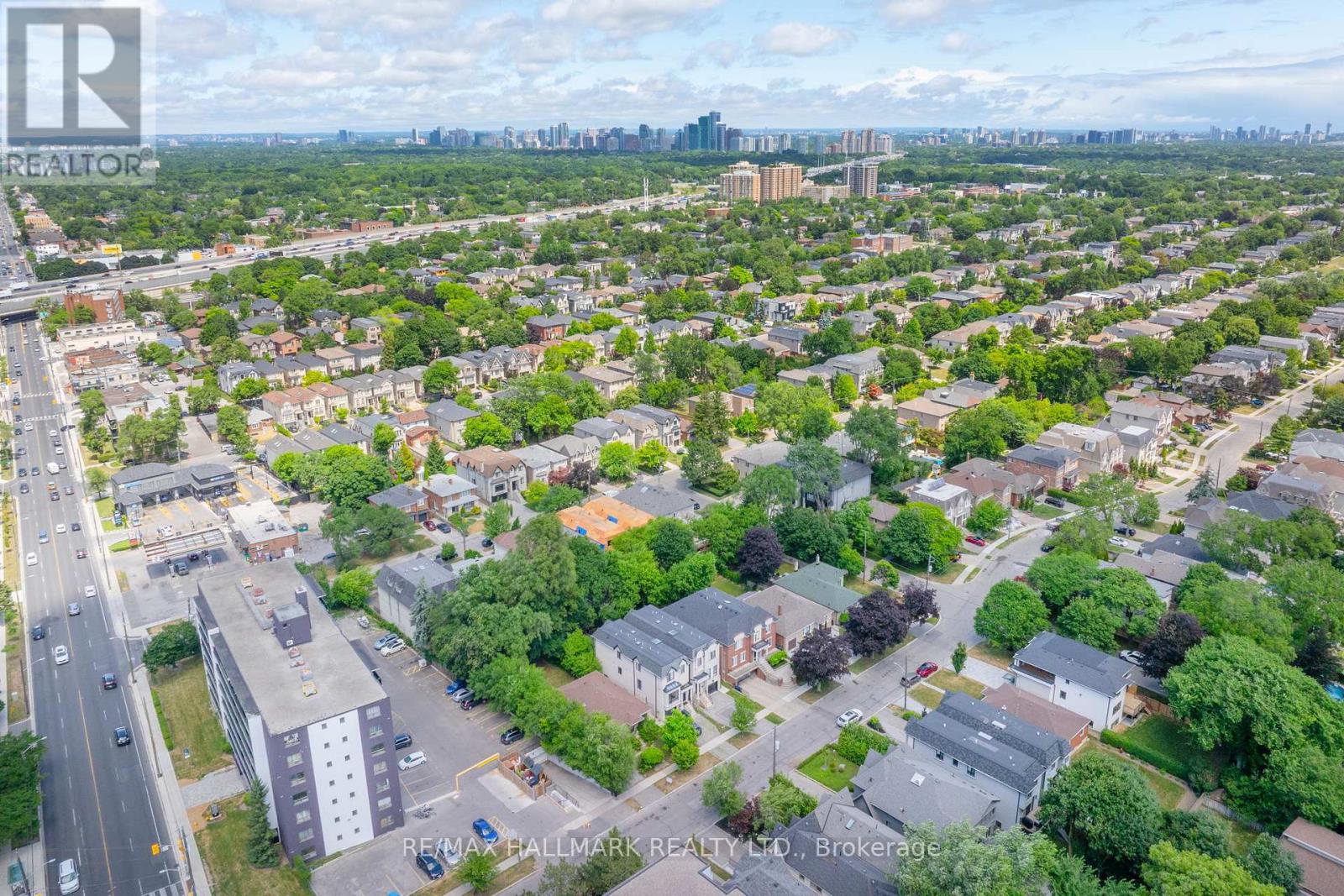 146 Bannockburn Avenue, Toronto, Ontario  M5M 2N5 - Photo 7 - C12273104