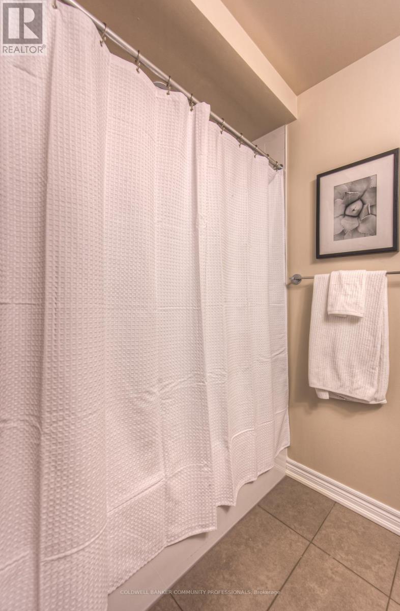 38 - 215 Dundas Street E, Hamilton, Ontario  L8B 0X1 - Photo 29 - X12292005