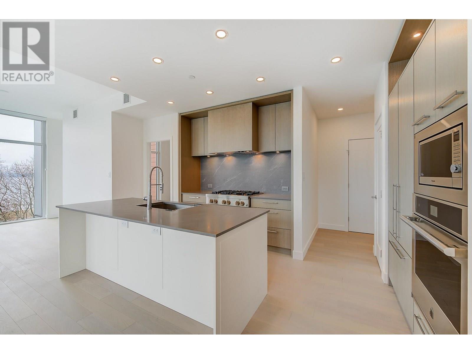 Property at 3409 Lakeshore Road Unit# 507 image 5