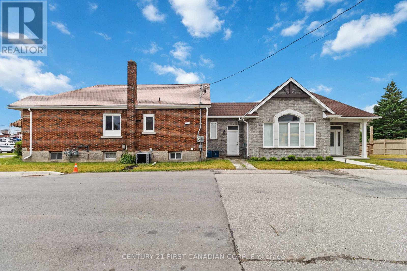 Property at 310-A ST PAUL AVENUE image 5