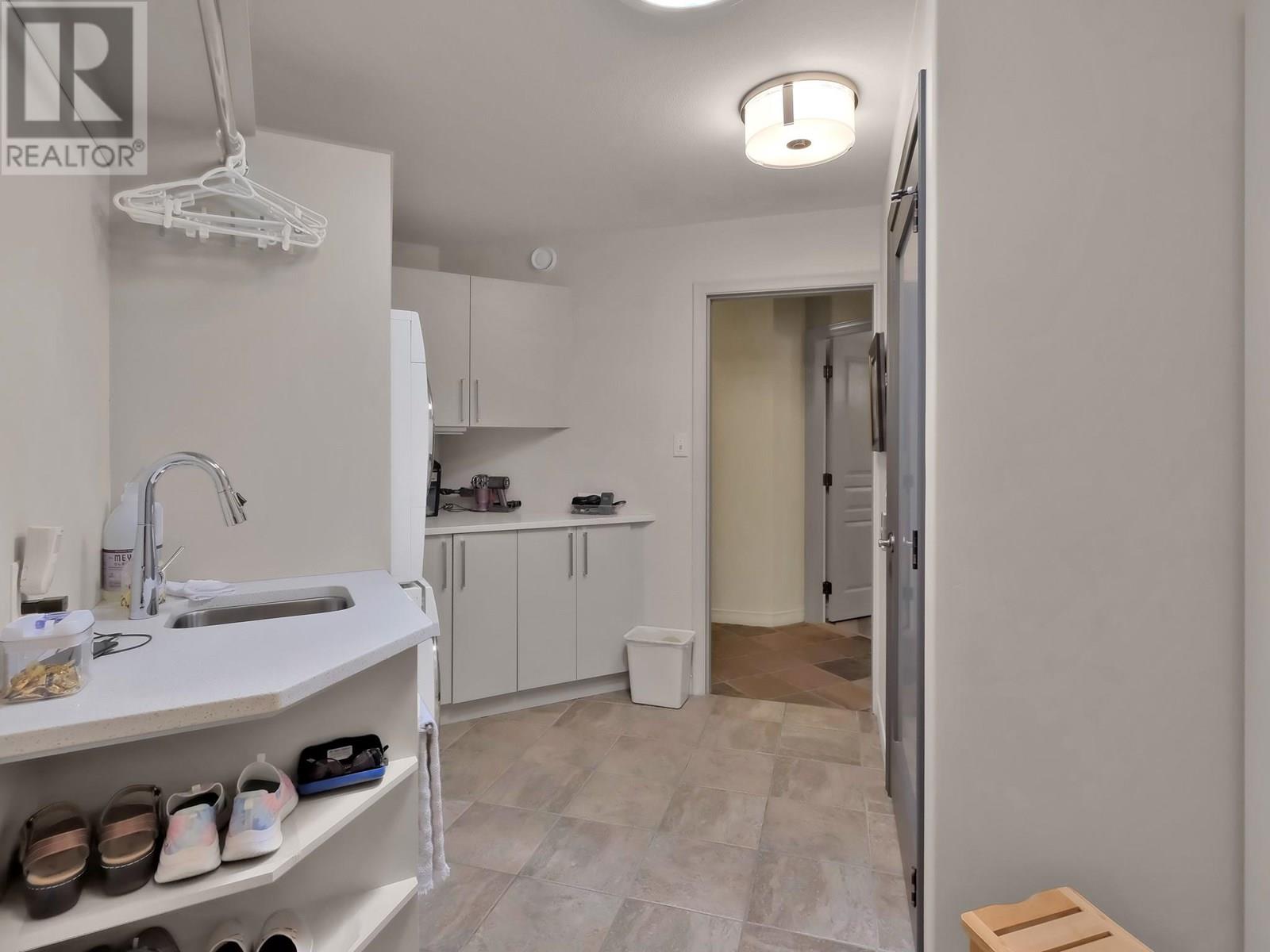 Property at 2093 Capistrano Drive image 2