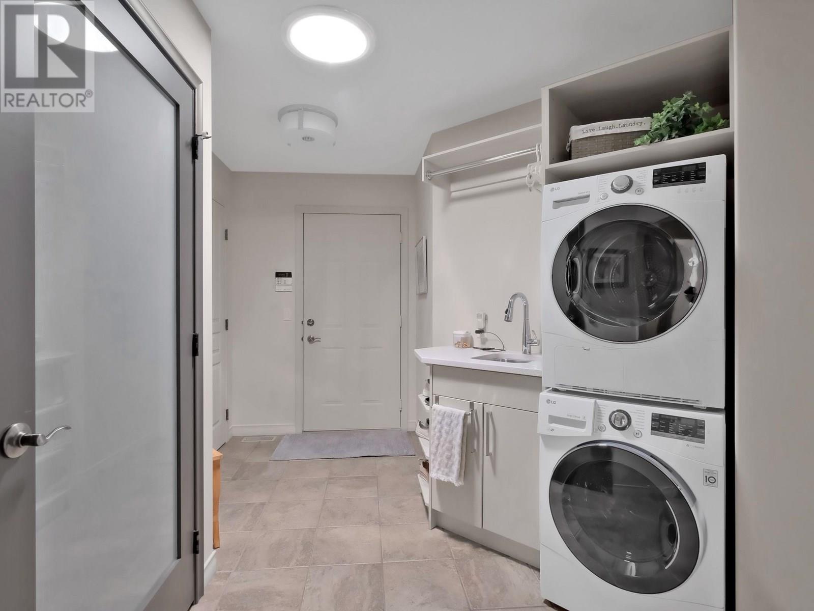 Property at 2093 Capistrano Drive image 3