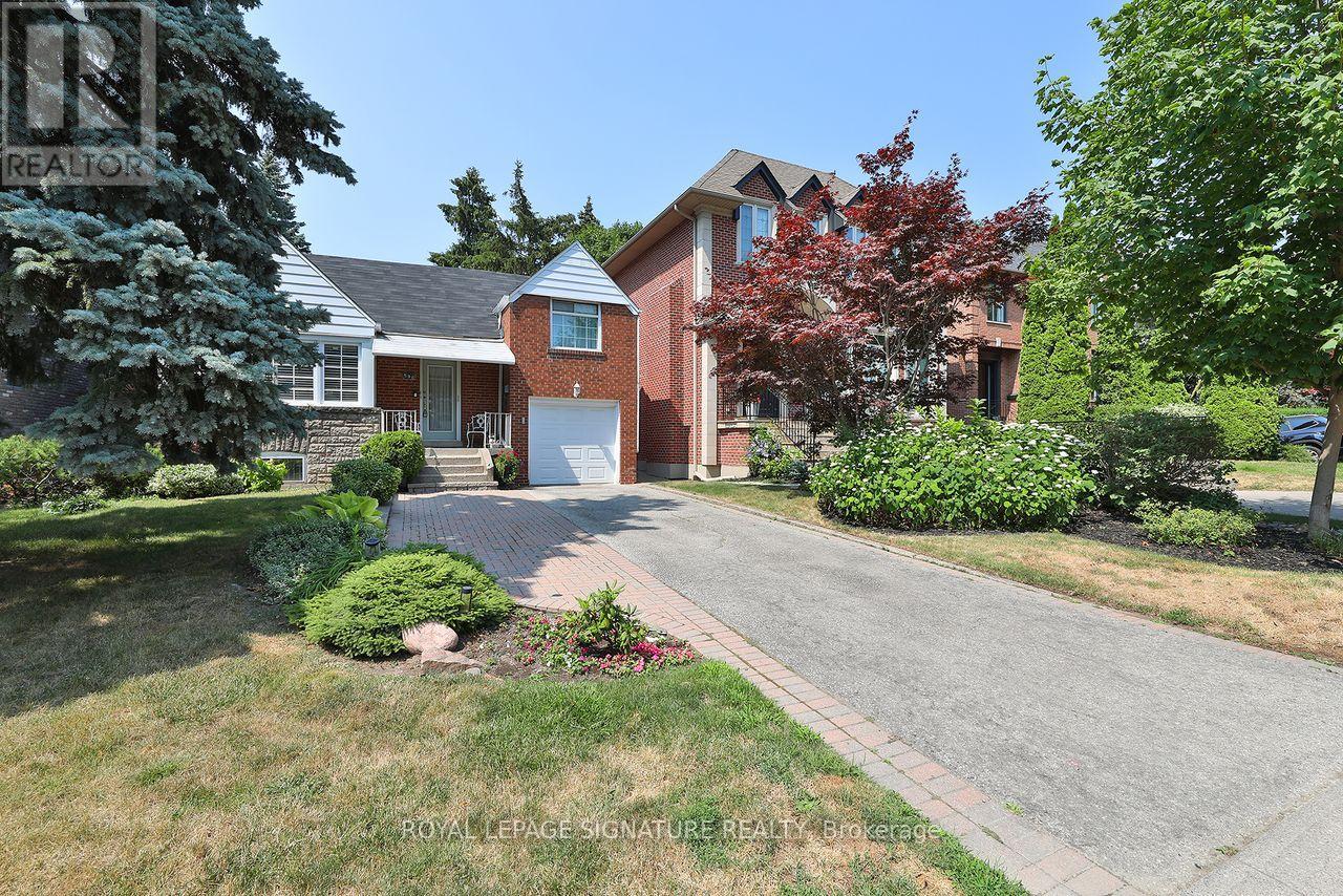 Property at 590 CASTLEFIELD AVENUE image 1