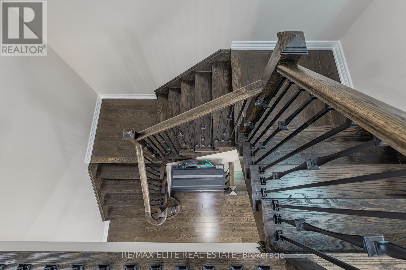 1226 Atkins Drive, Newmarket (Stonehaven-Wyndham), Ontario  L3X 0C8 - Photo 20 - N12292097