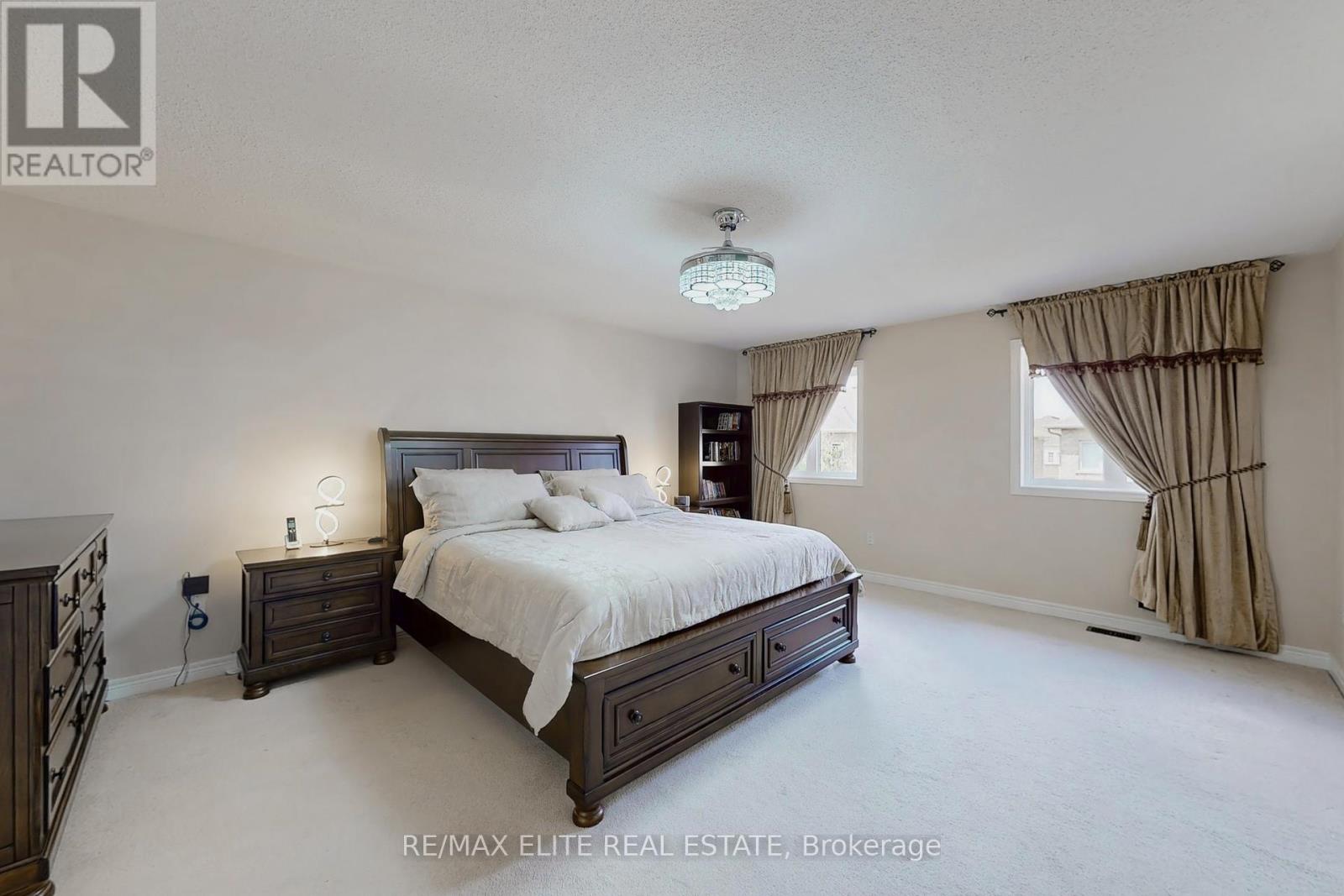 1226 Atkins Drive, Newmarket (Stonehaven-Wyndham), Ontario  L3X 0C8 - Photo 21 - N12292097