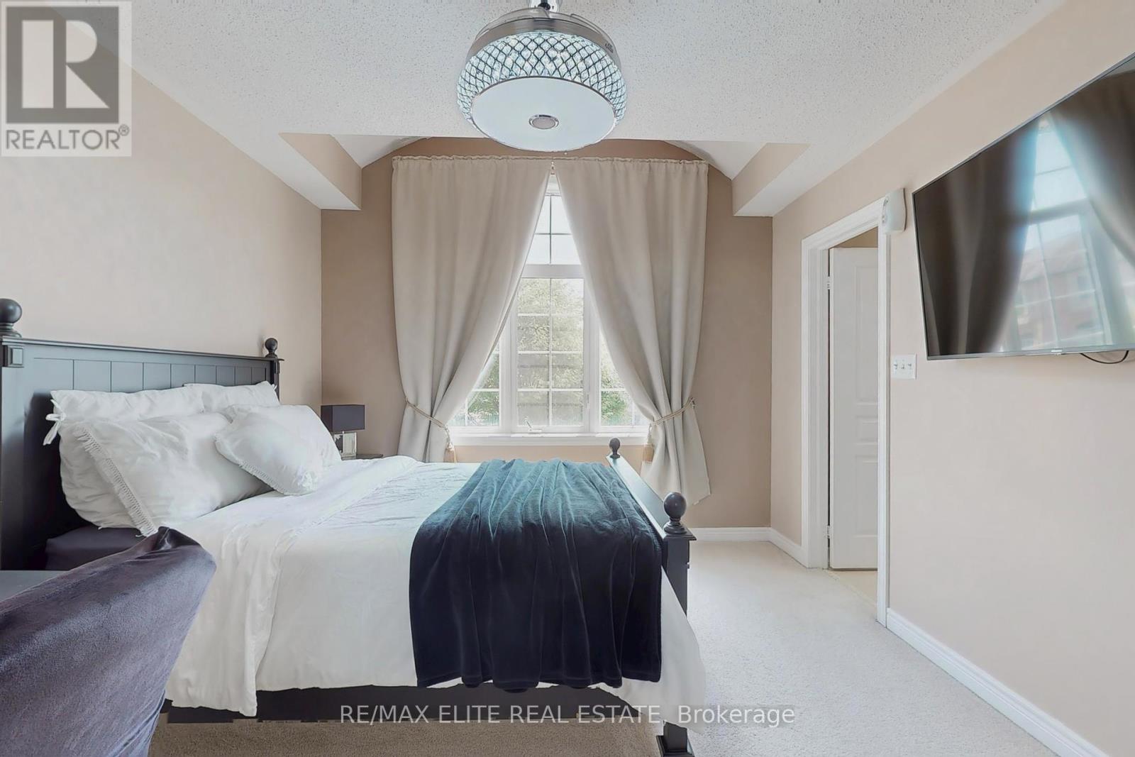 1226 Atkins Drive, Newmarket (Stonehaven-Wyndham), Ontario  L3X 0C8 - Photo 25 - N12292097