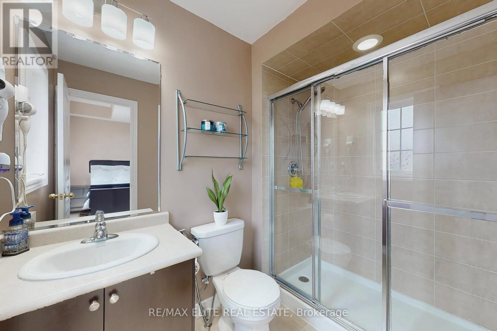 1226 Atkins Drive, Newmarket (Stonehaven-Wyndham), Ontario  L3X 0C8 - Photo 27 - N12292097