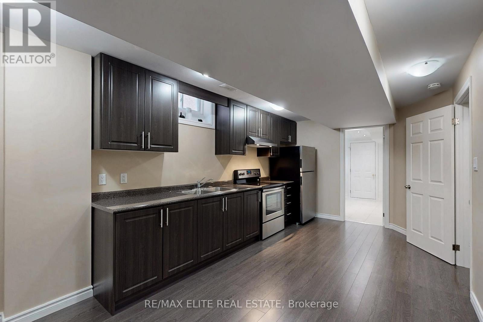 1226 Atkins Drive, Newmarket (Stonehaven-Wyndham), Ontario  L3X 0C8 - Photo 37 - N12292097