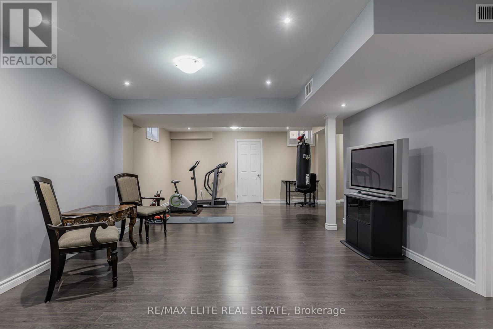 1226 Atkins Drive, Newmarket (Stonehaven-Wyndham), Ontario  L3X 0C8 - Photo 38 - N12292097