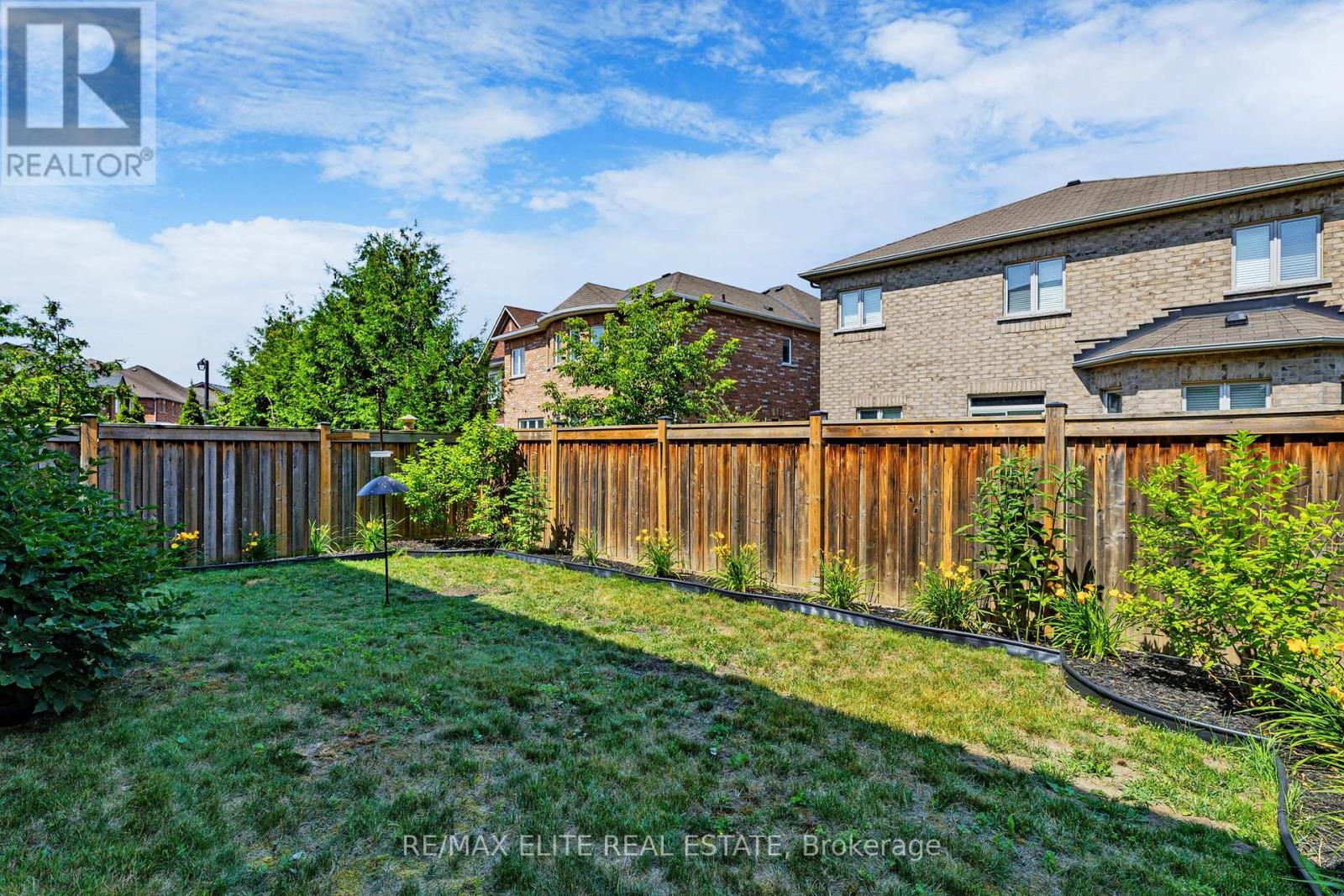 1226 Atkins Drive, Newmarket (Stonehaven-Wyndham), Ontario  L3X 0C8 - Photo 44 - N12292097