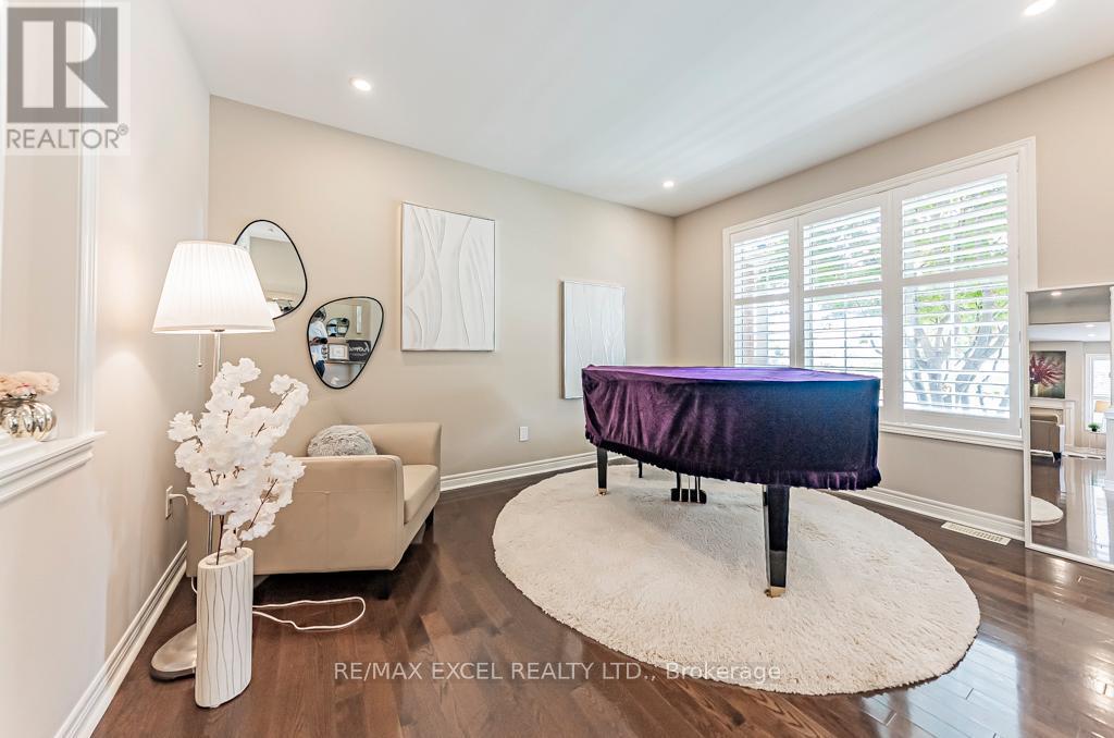 Property at 161 HAZELTON AVENUE image 4
