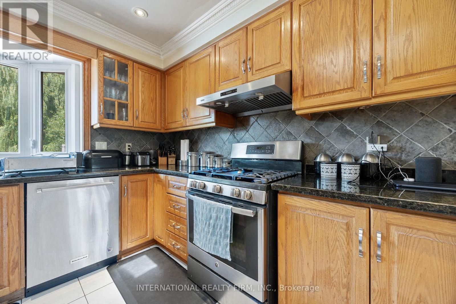 3 Grafton Crescent, Brampton, Ontario  L6T 3Z8 - Photo 25 - W12292114
