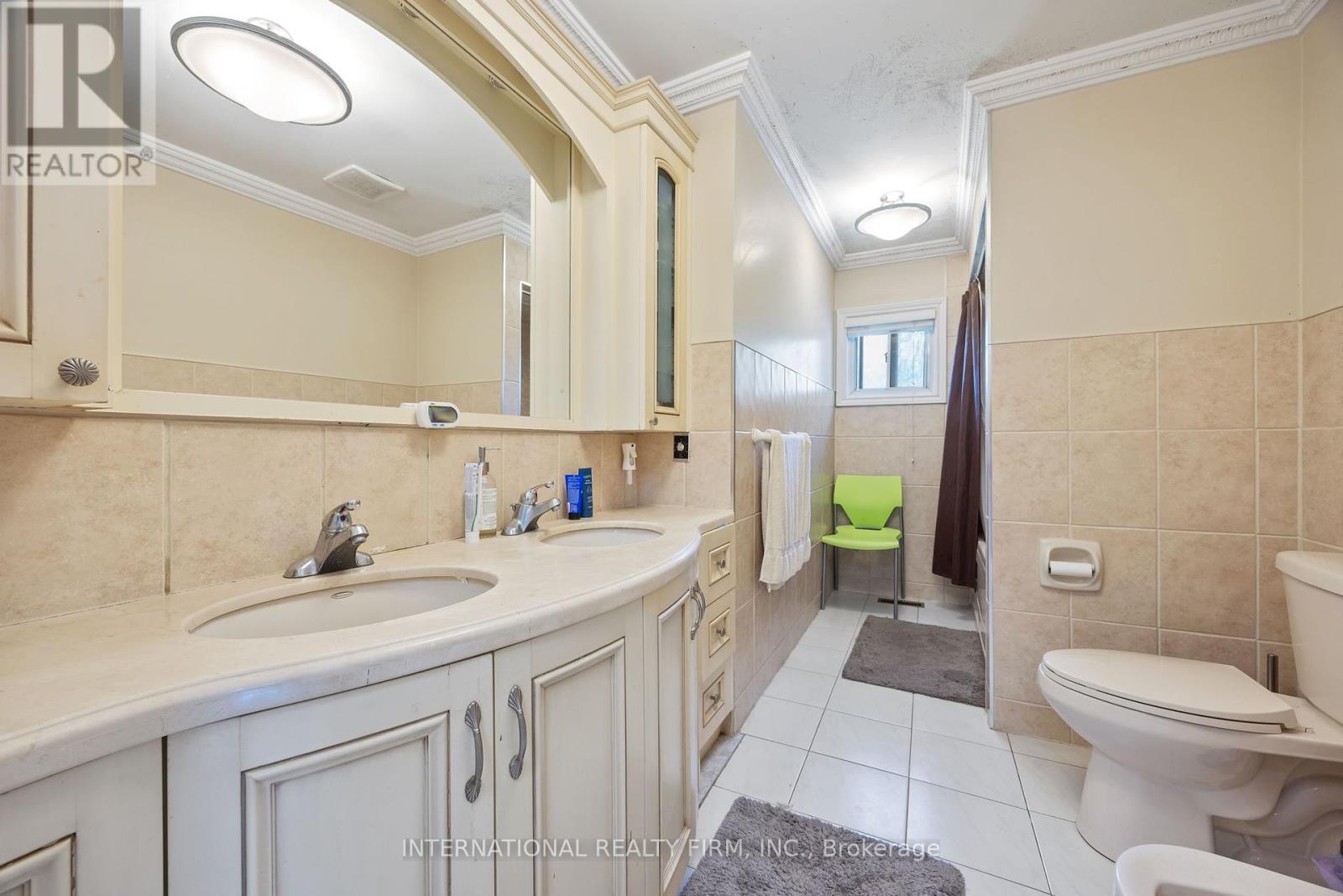 3 Grafton Crescent, Brampton, Ontario  L6T 3Z8 - Photo 27 - W12292114