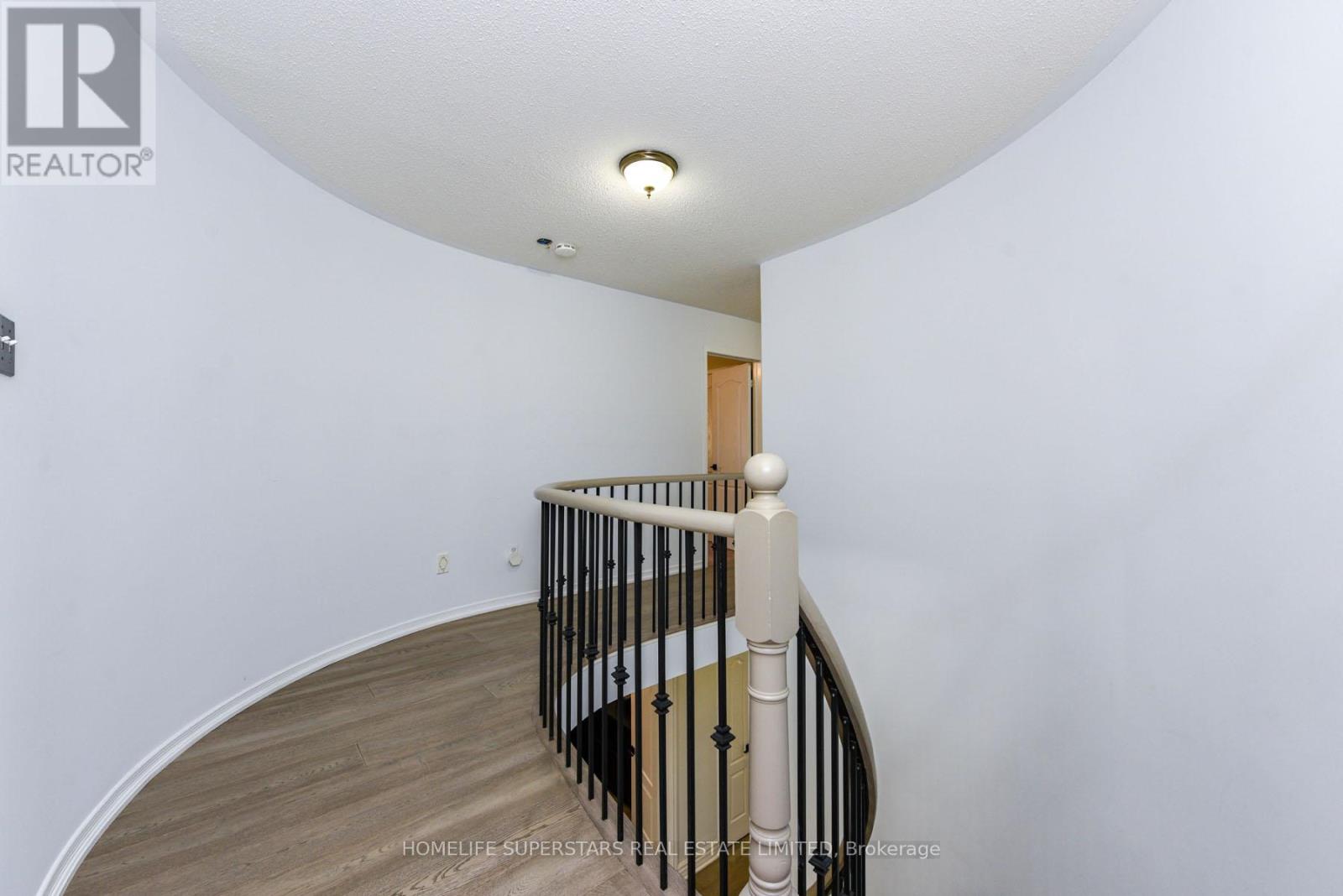 3856 Brinwood Gate, Mississauga, Ontario  L5M 7H2 - Photo 16 - W12292132