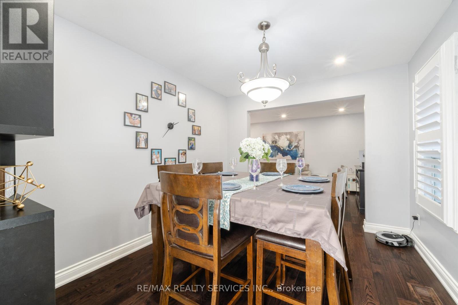 32 Niles Court, Brampton (Westgate), Ontario  L6S 5T5 - Photo 12 - W12292152