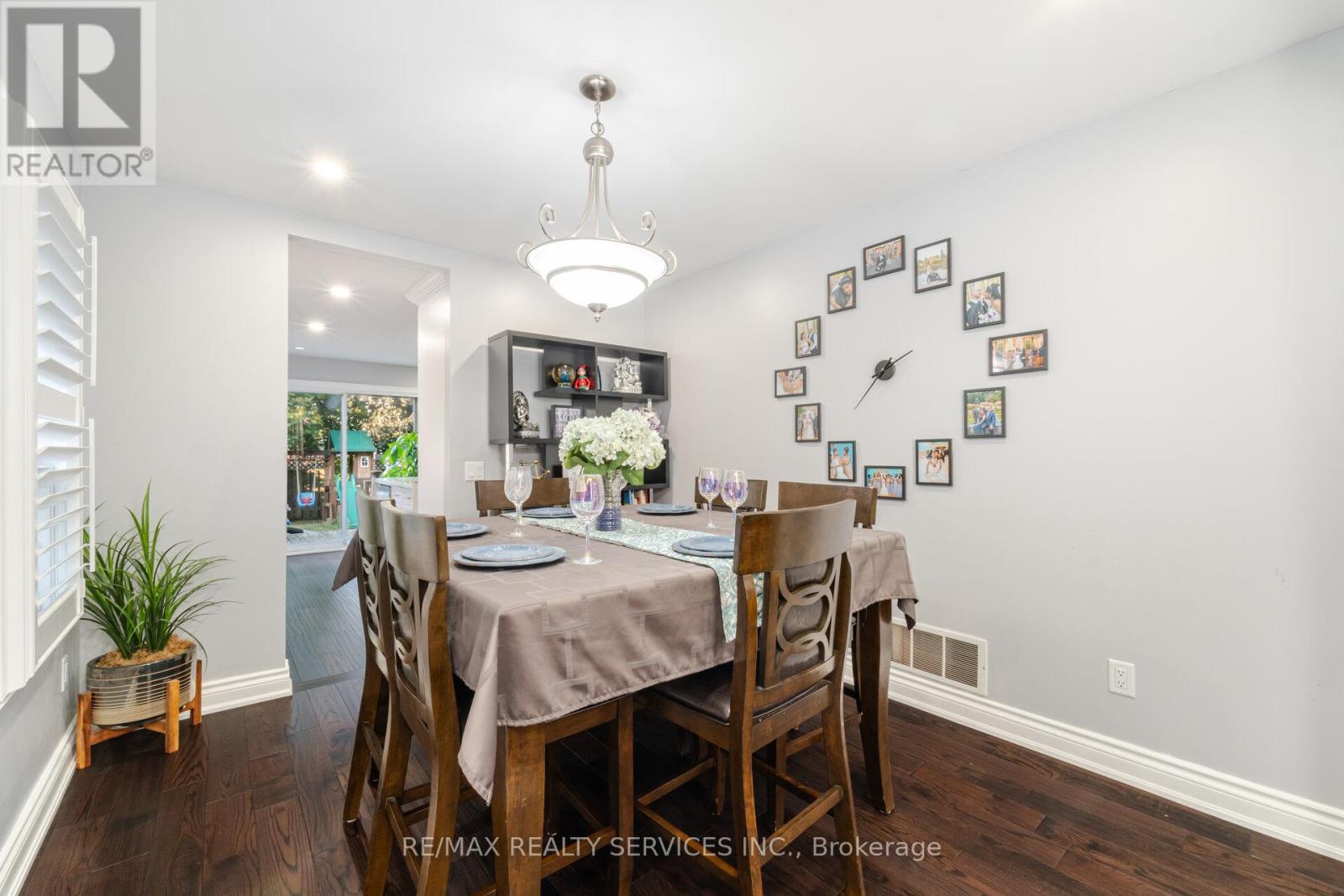 32 Niles Court, Brampton (Westgate), Ontario  L6S 5T5 - Photo 13 - W12292152