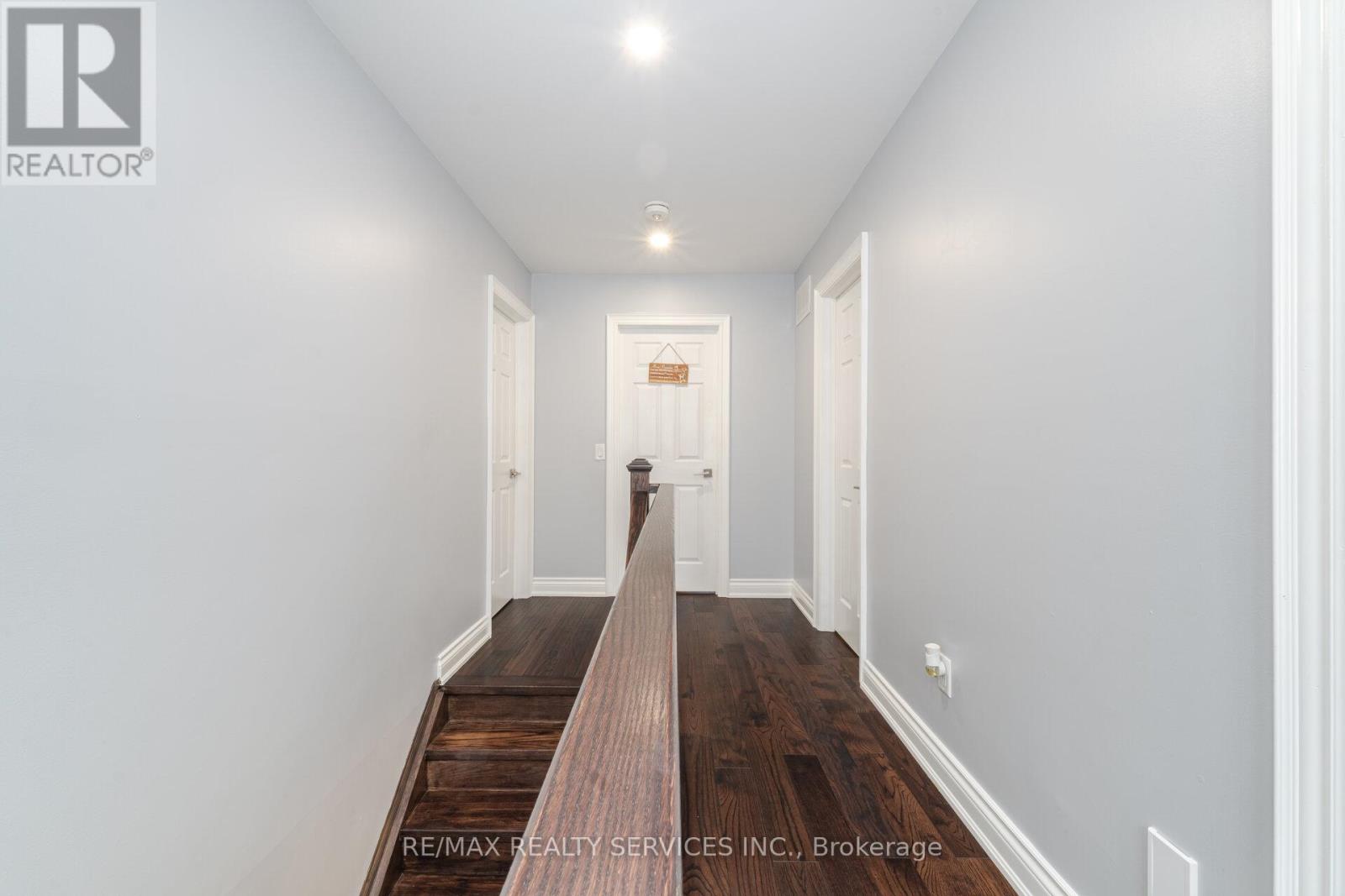 32 Niles Court, Brampton (Westgate), Ontario  L6S 5T5 - Photo 28 - W12292152