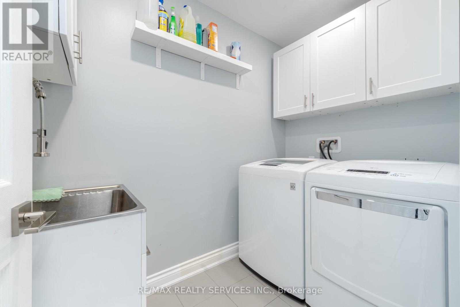 32 Niles Court, Brampton (Westgate), Ontario  L6S 5T5 - Photo 42 - W12292152