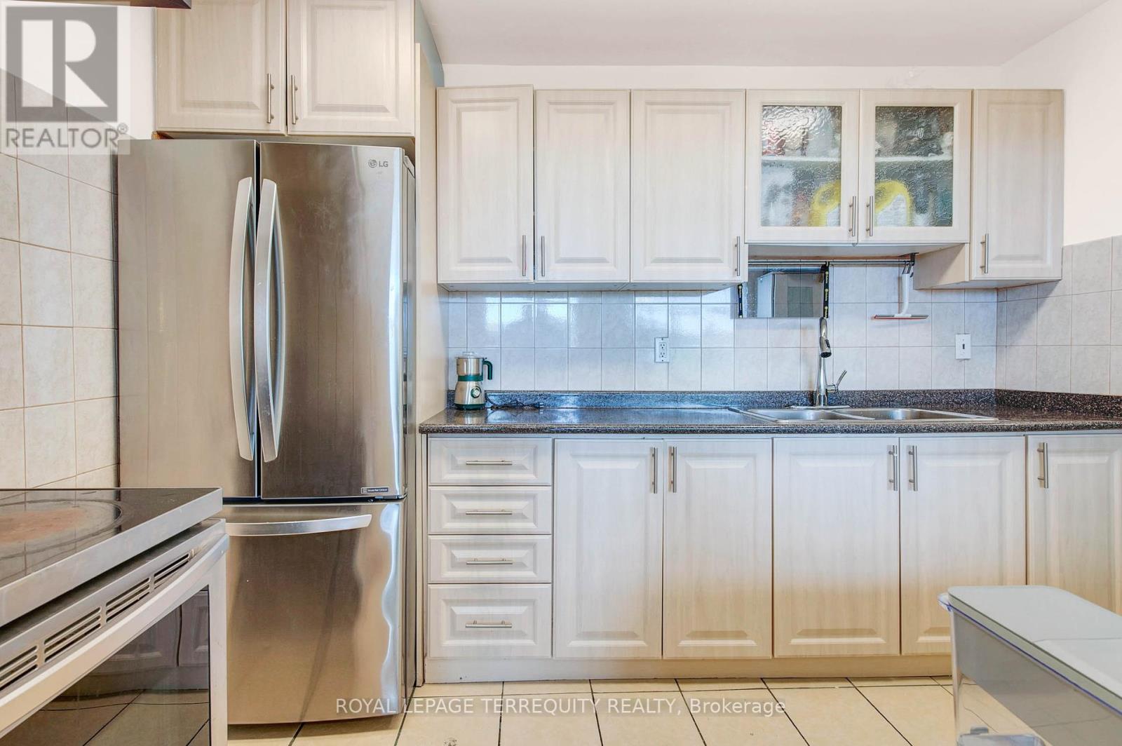 709 - 335 Driftwood Avenue, Toronto, Ontario  M3N 2P3 - Photo 17 - W12292163